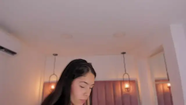 Haily_b's cam snapshot