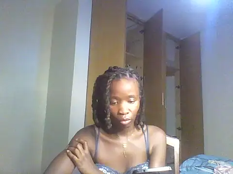 sexxieassy_hanaz's cam snapshot