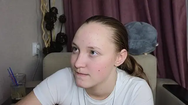 BibiStapler's cam snapshot