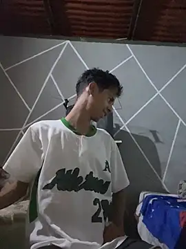 alexx_23cm's cam snapshot