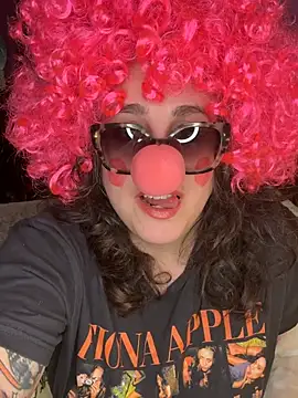 kitkathecartoonclown's cam snapshot