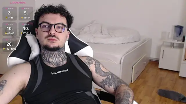 hyper_syren's cam snapshot