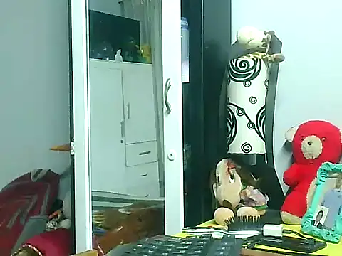 dirtysluttyfist live sex cam