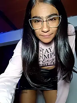 Leslly_ live sex cam