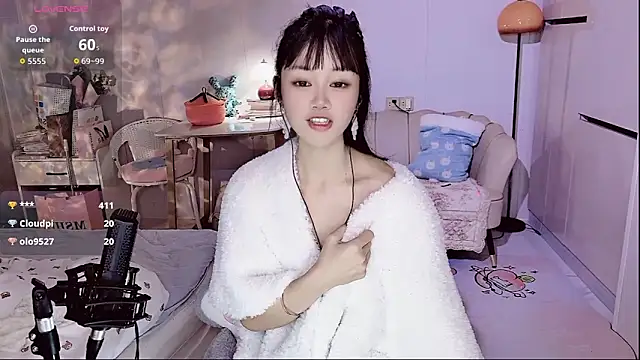 Coral_888's cam snapshot