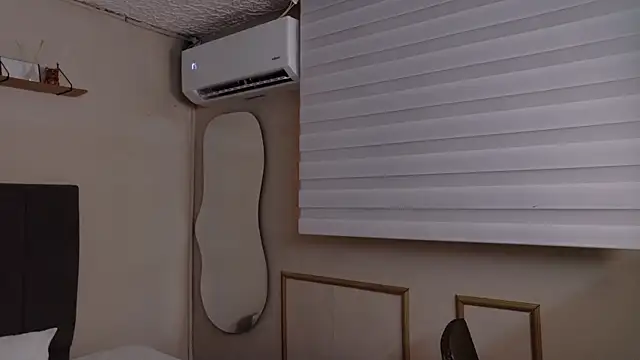 Thony_Big live sex cam