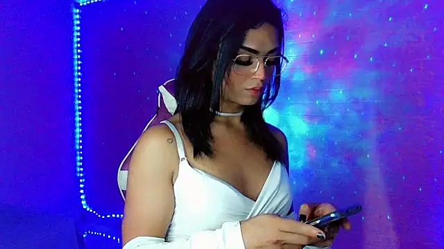 Ms-Zoehans's cam snapshot