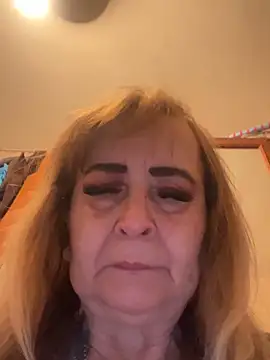 Irina2909@xh live sex cam