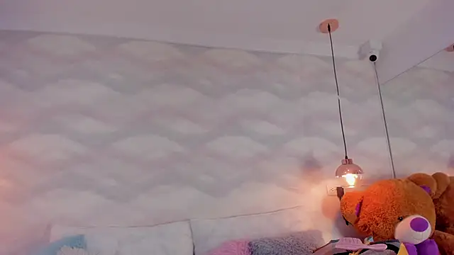 jazlin_angels1's cam snapshot