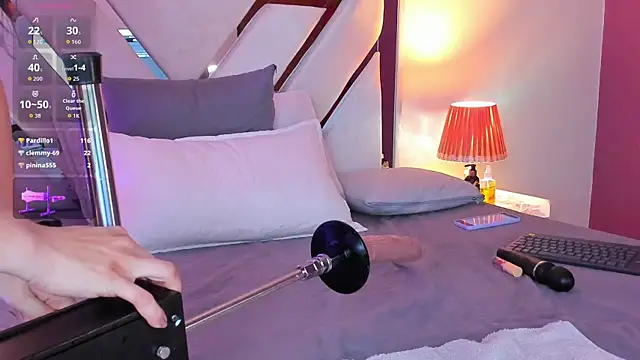 Astrid_williams's cam snapshot