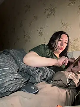 Naughtbaby_2025's cam snapshot