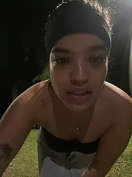 JuanitaMore01's cam snapshot