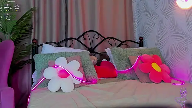 Hi__Karuuu's cam snapshot