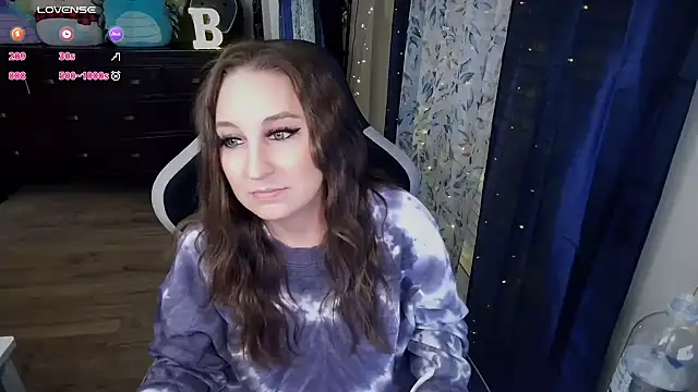 Brooklyn_Bee's cam snapshot