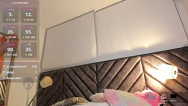 Vivi_prinncess live sex cam