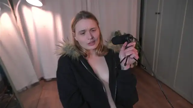 lisa_schiele live sex cam