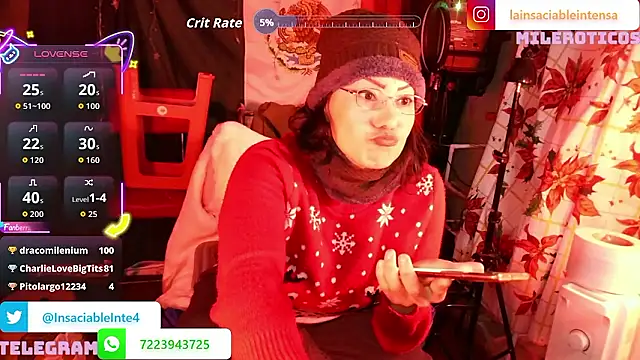 LaInsaciableIntensa live sex cam