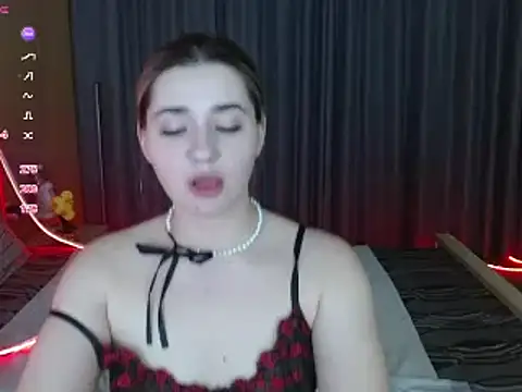 BellaaBlushh's cam snapshot