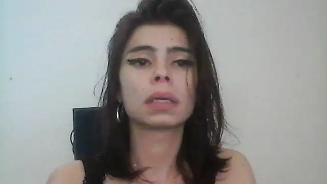 gooddes303salome's cam snapshot