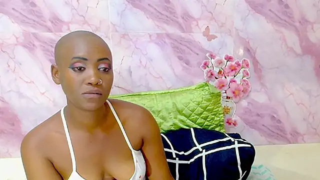 EbonyOlive69's cam snapshot