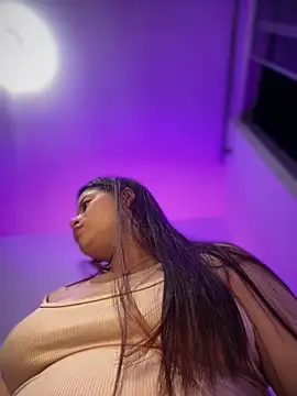 Yaqui_elle's cam snapshot