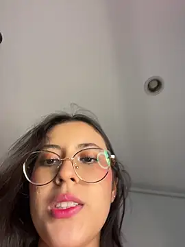 Juanita-Diaz live sex cam