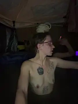 Stonermama666420's cam snapshot