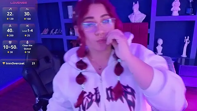 littlee_red's cam snapshot