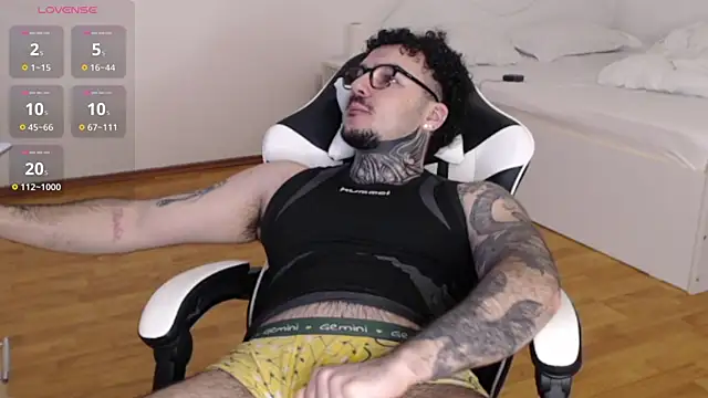 hyper_syren's cam snapshot