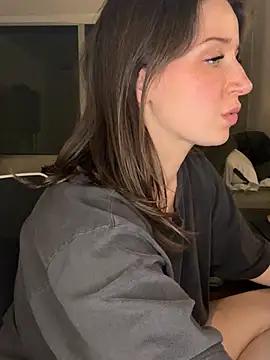 nerdynina live sex cam