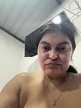 Horny-Mommy-Dirty live sex cam