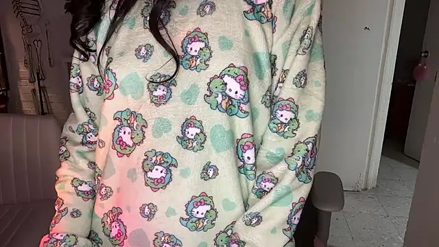 kaithra live sex cam