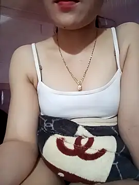 LucyyLy's cam snapshot