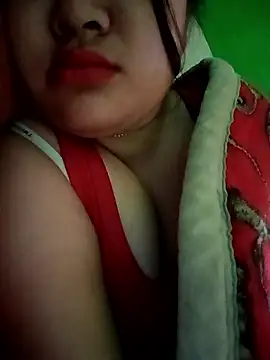 Bee-bgolden's cam snapshot