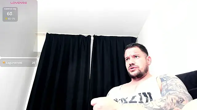 musclemonster31 live sex cam