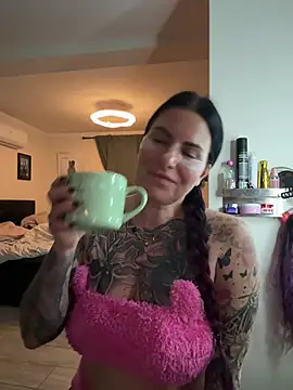 InKed-Kathy's cam snapshot