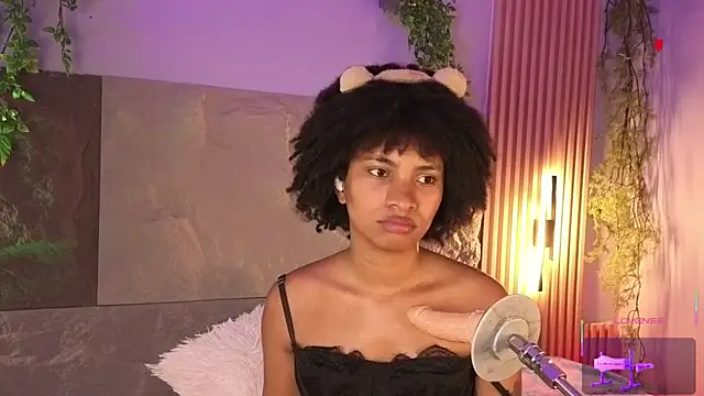 Lolalewis777's cam snapshot