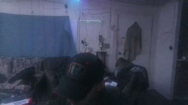 Poundtown1226's cam snapshot