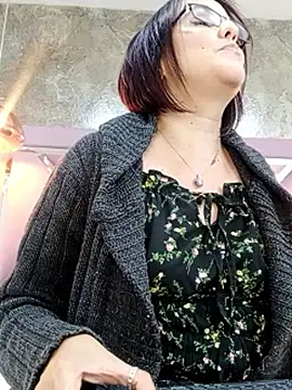 IsisBlake's cam snapshot