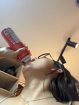 Sofia18_pinkk live sex cam