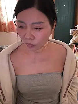 xiiuuff18 live sex cam