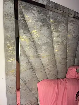 liahouses's cam snapshot