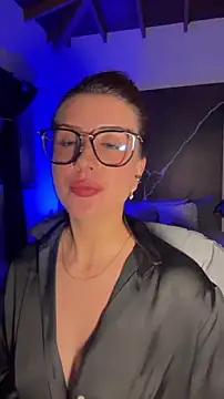 EmaSaenz live sex cam