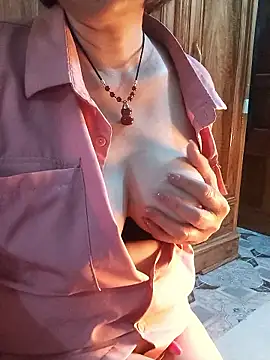 Myna_999's cam snapshot