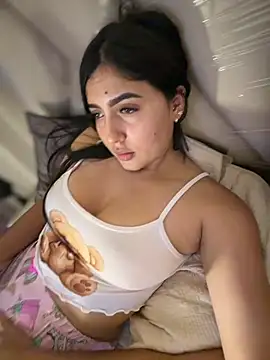 Sofia_Collins-'s cam snapshot