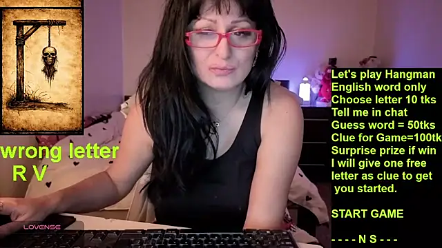 SexyAndBadGirl's cam snapshot