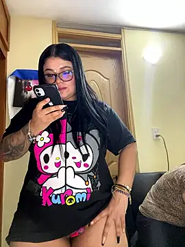 alissonfernandez_'s cam snapshot