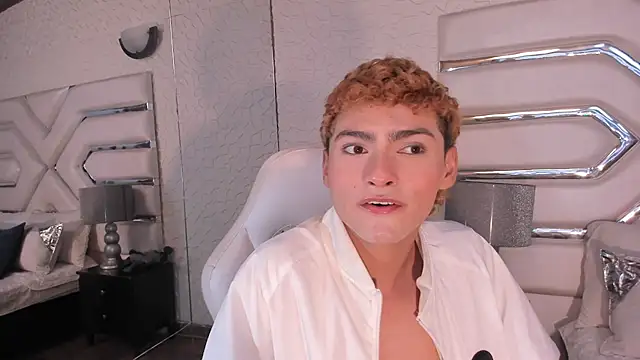 JacobRusso live sex cam