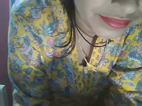 Hot-shanvi live sex cam