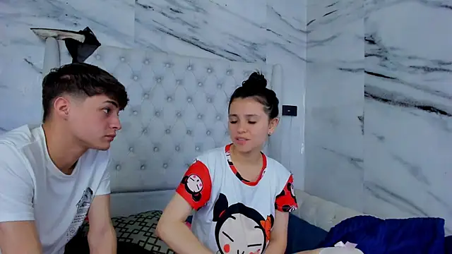 Ari_and_Storm live sex cam